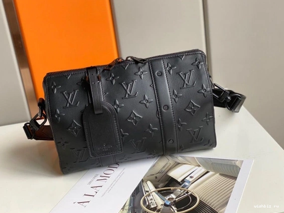 WIS KEEPALL CITY VUITTON LOUIS 0313